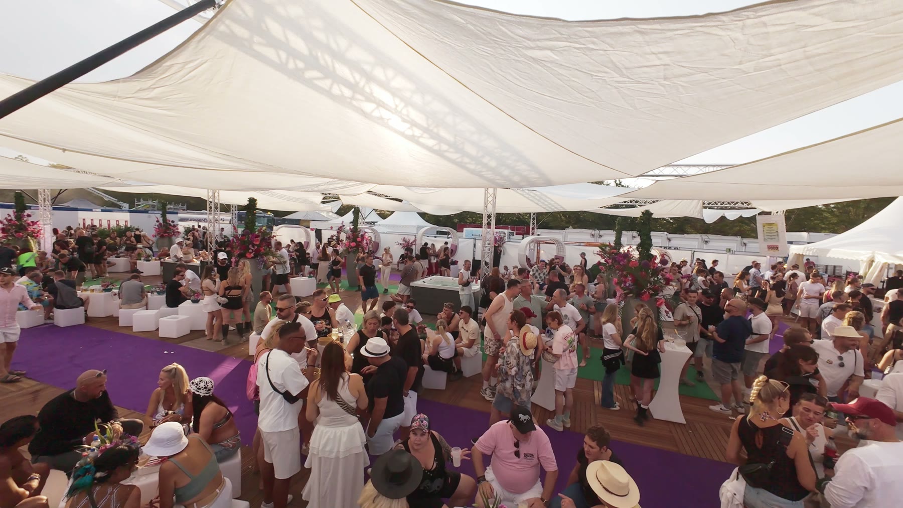 Drei Tage Sea You Festival, geschnitten und geliefert vor Ort